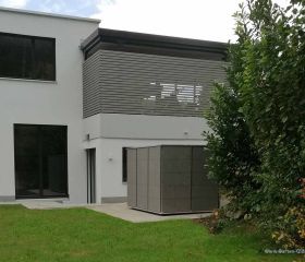 PX ; GH ; SF ; Gartenhaus in Mainz mit modernem Flachdach
