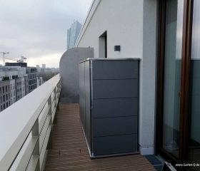schrank-dachterrasse-grau.jpg
