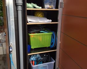 Pool-Zubehoer-Schrank.jpg