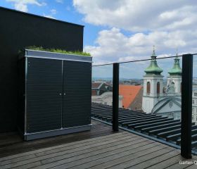 gartenschrank_hpl_ral7016.jpg