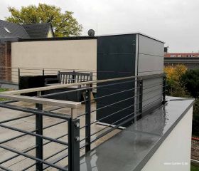 schrank-dachterrasse-modern.jpg
