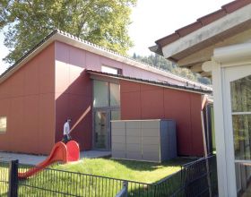 Das große Gerätehaus für Kindergärten