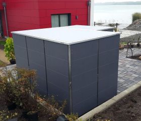 technikschrank-garten.jpg