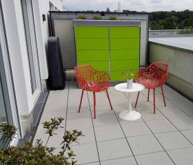 Der perfekte Gartenschrank  für kleine Dachterrassen