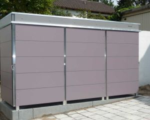 Mülltonnenhaus aus Metall und HPL