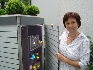 Der schmale Terrassenschrank mit integriertem regalsystem