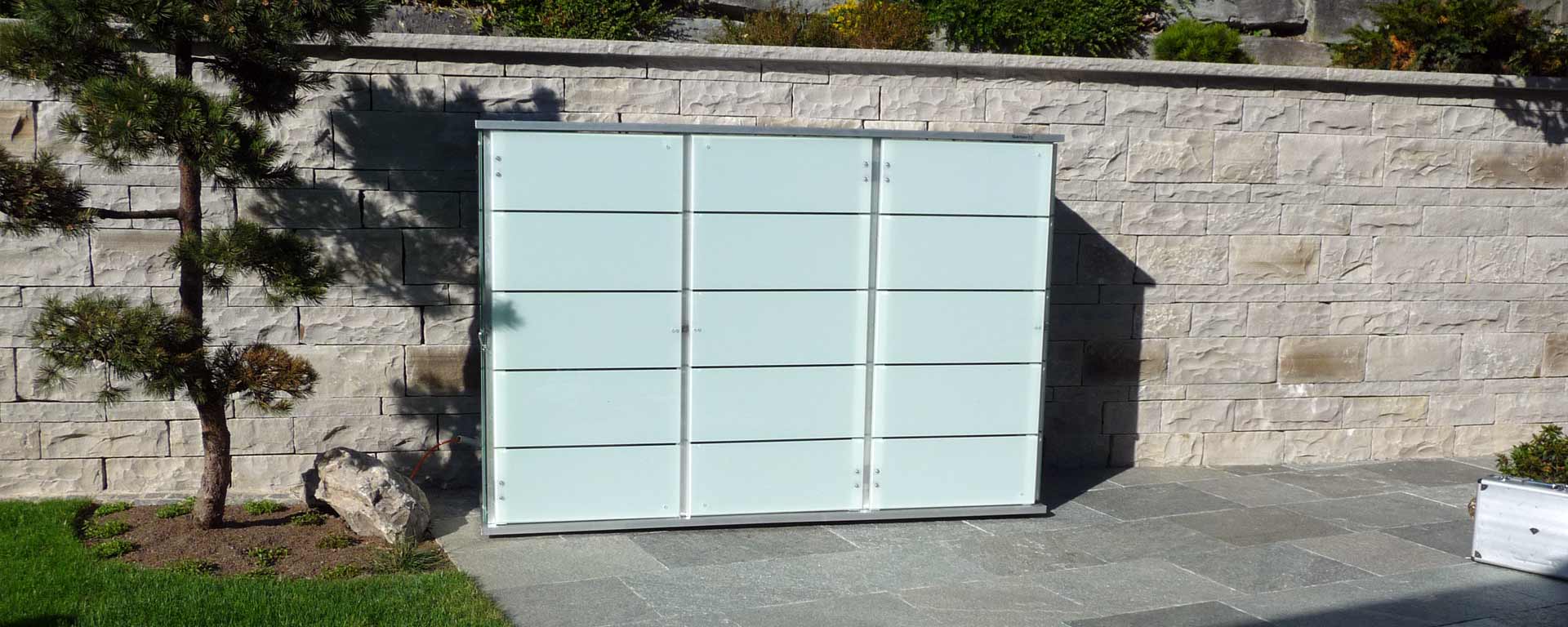 Moderner Gartenschrank und Terrassenschrank wetterfest
