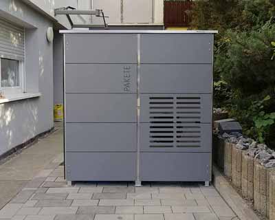 Wärmepumpen Einhausung mit integrierter Paketbox